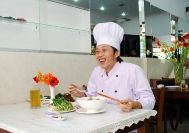 NSƯT Hoài Linh lấn sân kinh doanh ẩm thực