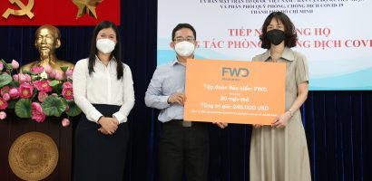 FWD Việt Nam ủng hộ 23 tỷ đồng cho các hoạt động phòng chống Covid-19