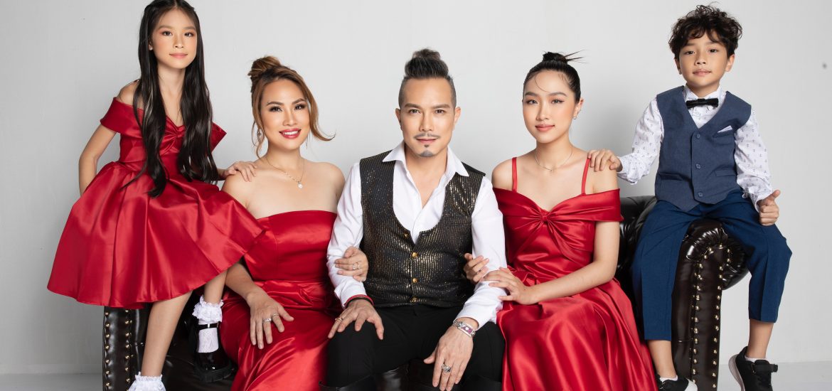 Jimmii Nguyễn lần đầu sáng tác và hát nhạc Bolero tặng vợ nhân kỷ niệm 20 ngày chung sống