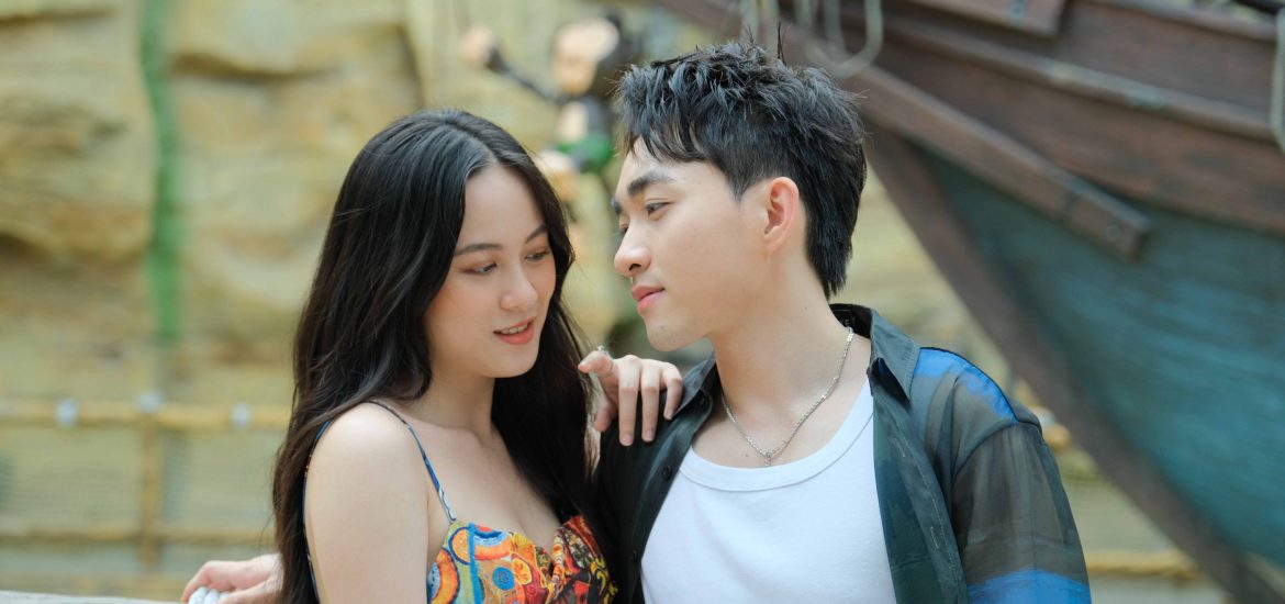 Trung Quang trở lại với nhạc trẻ, tình tứ cùng hot girl trong MV mới