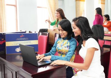 “Cùng Danisa Tri Ân Người Trồng Cây, Chung Tay Trao Laptop” viết nên hành trình đầy ý nghĩa