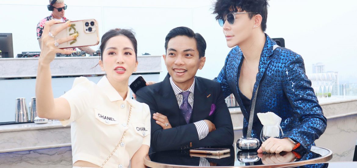 Nathan Lee “nuốt micro” với phần trình diễn ngẫu hứng, Phan Hiển – Khánh Thy liền có động thái bất ngờ