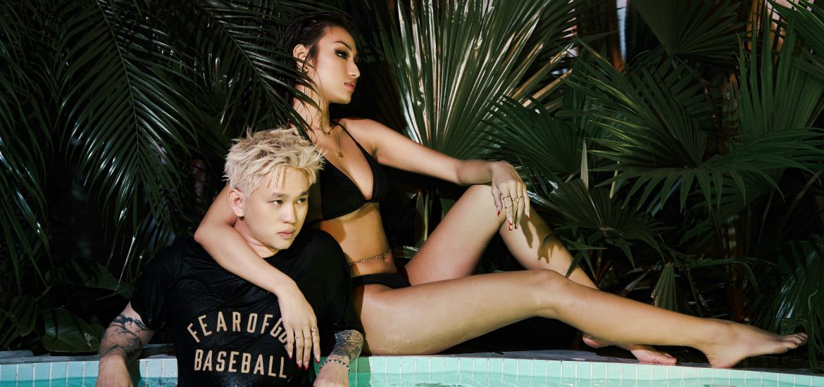 B Ray khoá môi ngọt ngào cùng Ngọc Mint trong MV “Bí Mật Nhỏ”