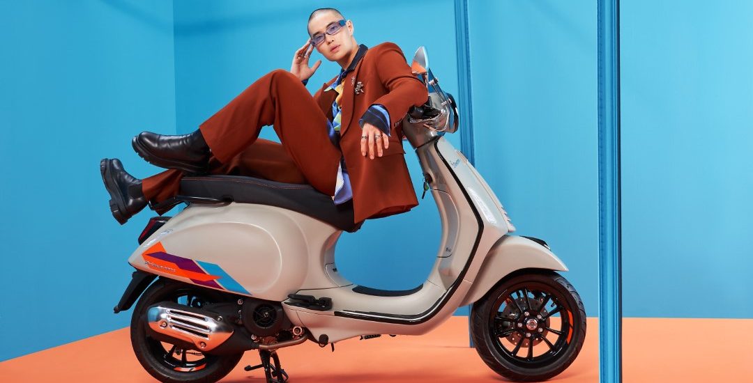 Đắm chìm trong thế giới đa sắc với bộ sưu tập màu mới của Vespa 2023