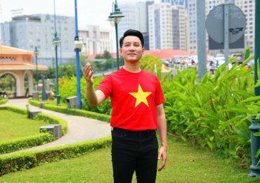 Nguyễn Phi Hùng ra mắt ca khúc Hành khúc tuổi trẻ Việt Nam