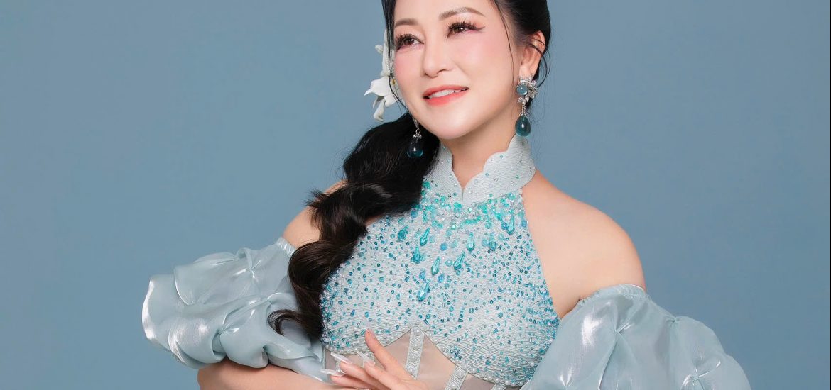 Hai thành viên nhóm Phù Sa hội ngộ trong bộ ảnh áo dài