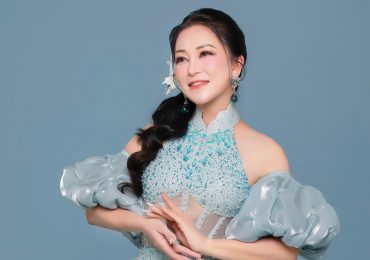 Hai thành viên nhóm Phù Sa hội ngộ trong bộ ảnh áo dài