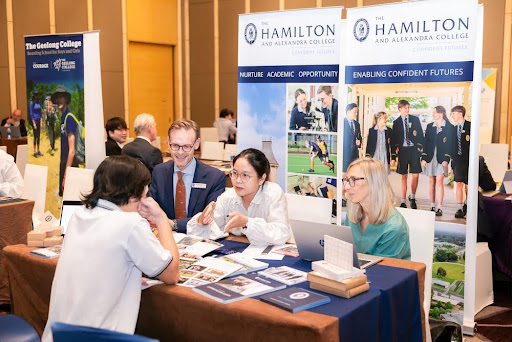 Australia tiếp tục là điểm đến giáo dục lý tưởng: Phụ huynh cần lưu ý gì để chuẩn bị hành trang du học cho con?