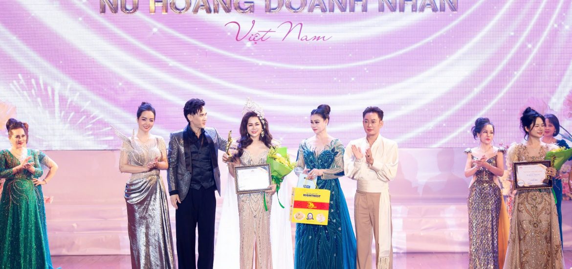 Doanh nhân Phạm Thị Ngọc Dung, Phạm Thị Tuyết Sang chiến thắng bảng D và bảng B tại Nữ Hoàng Doanh Nhân Việt Nam 2025