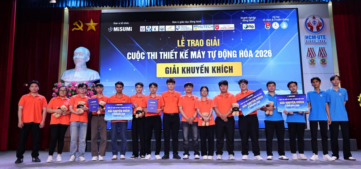 267 sinh viên kỹ thuật miền Nam thiết kế hệ thống Pick & Place tự động theo tiêu chuẩn công nghiệp toàn cầu