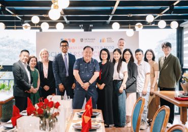 Đại học Monash mở rộng lộ trình học tập quốc tế cho sinh viên Học viện Ngoại giao Việt Nam tại Malaysia